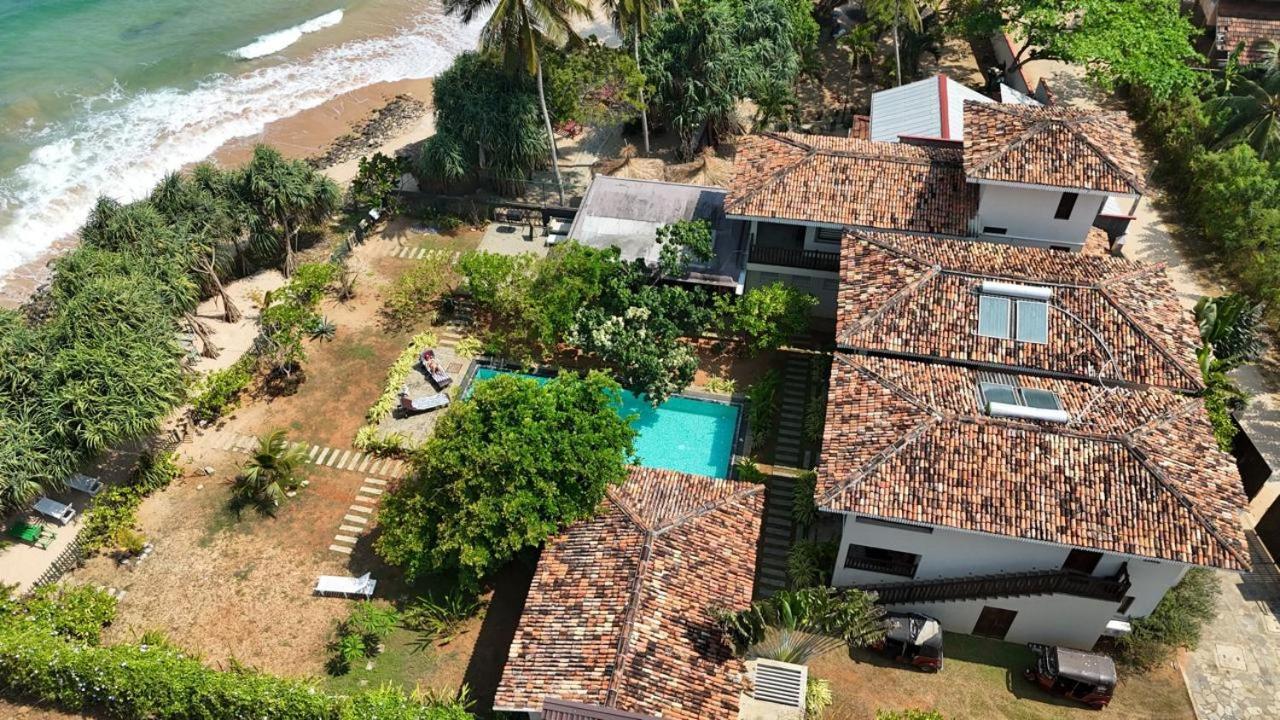 Guru Beach Resort Tangalle Exterior photo