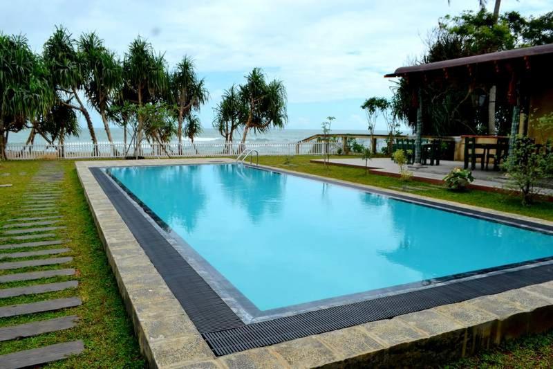 Guru Beach Resort Tangalle Exterior photo