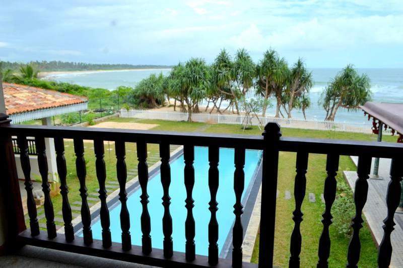 Guru Beach Resort Tangalle Exterior photo